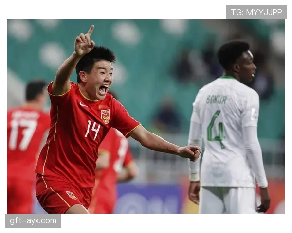 中超赛季回顾：激情对决点燃赛场，新星闪耀助推联赛热度攀升